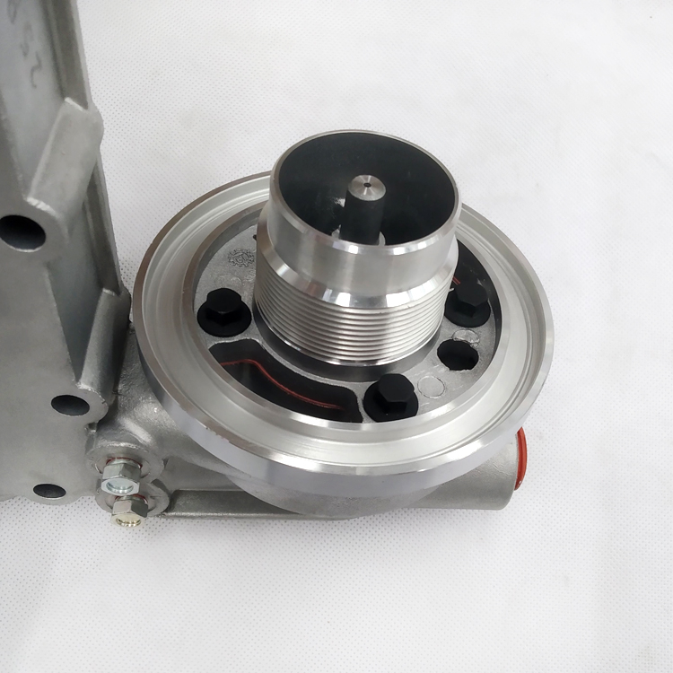 Lubricating Oil Cooler Cover 3974324 for DCEC Engines from China