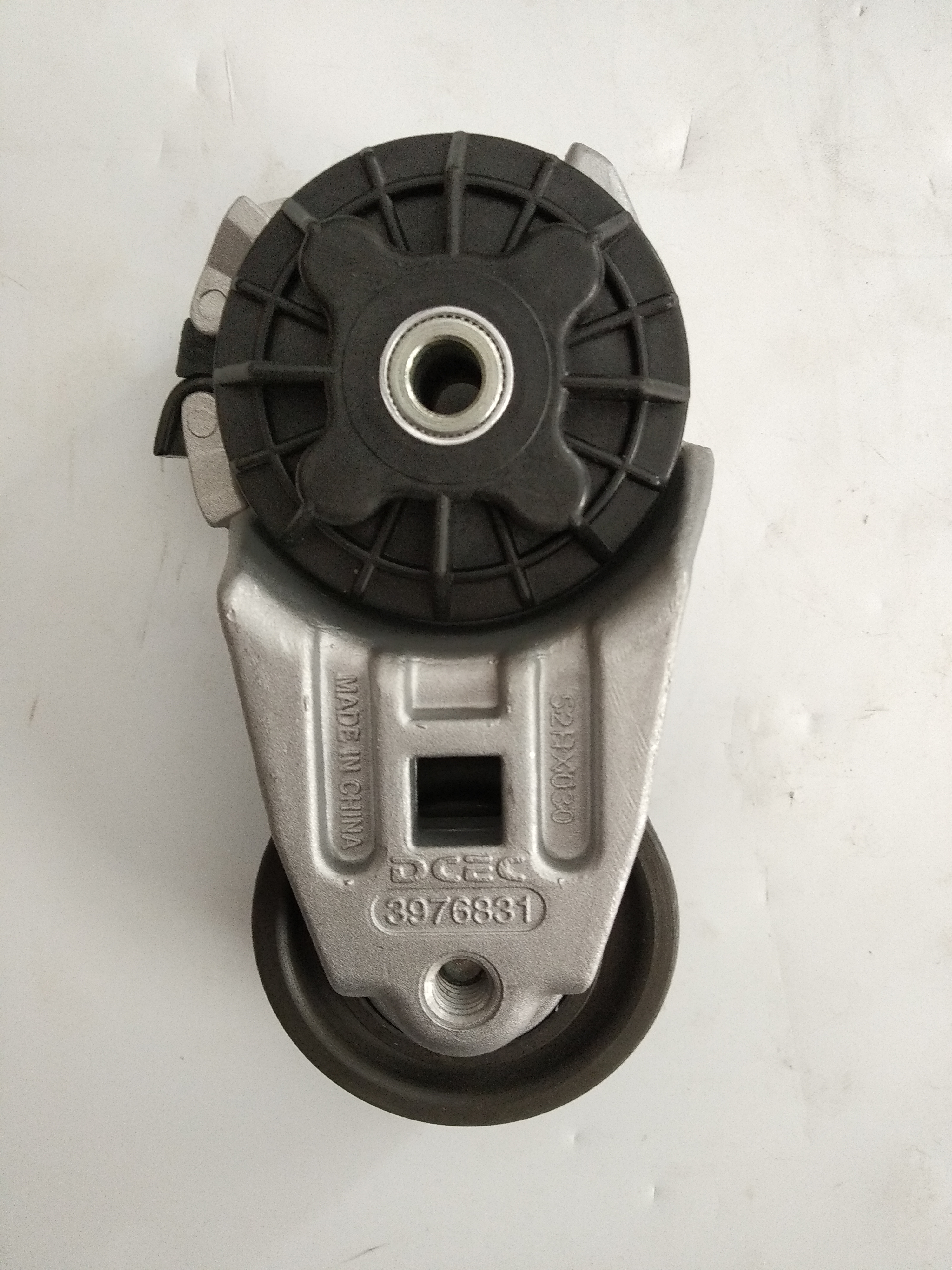 Belt Tensioner 3936213 for Cummins 6CT Engine